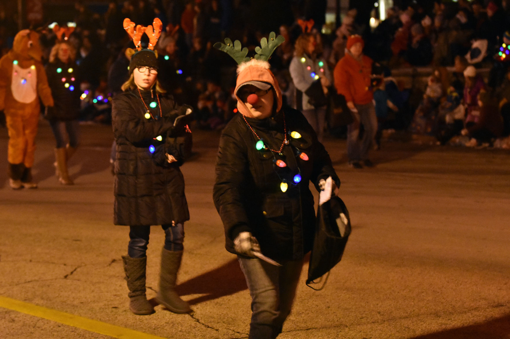 111718-bara-news-collection-light-paradeDSC_0171
